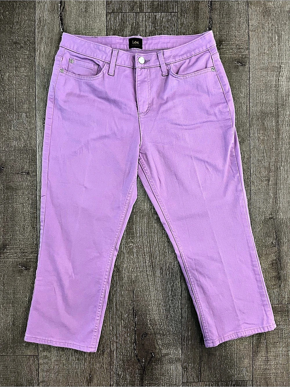 Lee Comfort Fit Straight Leg Lilac Denim Capri Cropped Pants Size 10